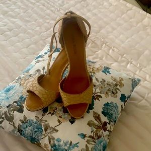 BARA BOUX Summer shoes